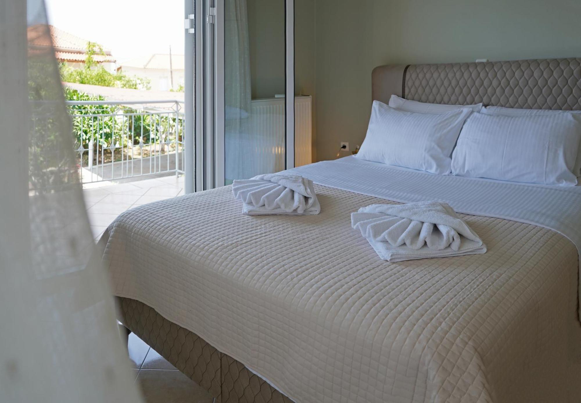 Kalimera Suite Kalamata Exteriör bild
