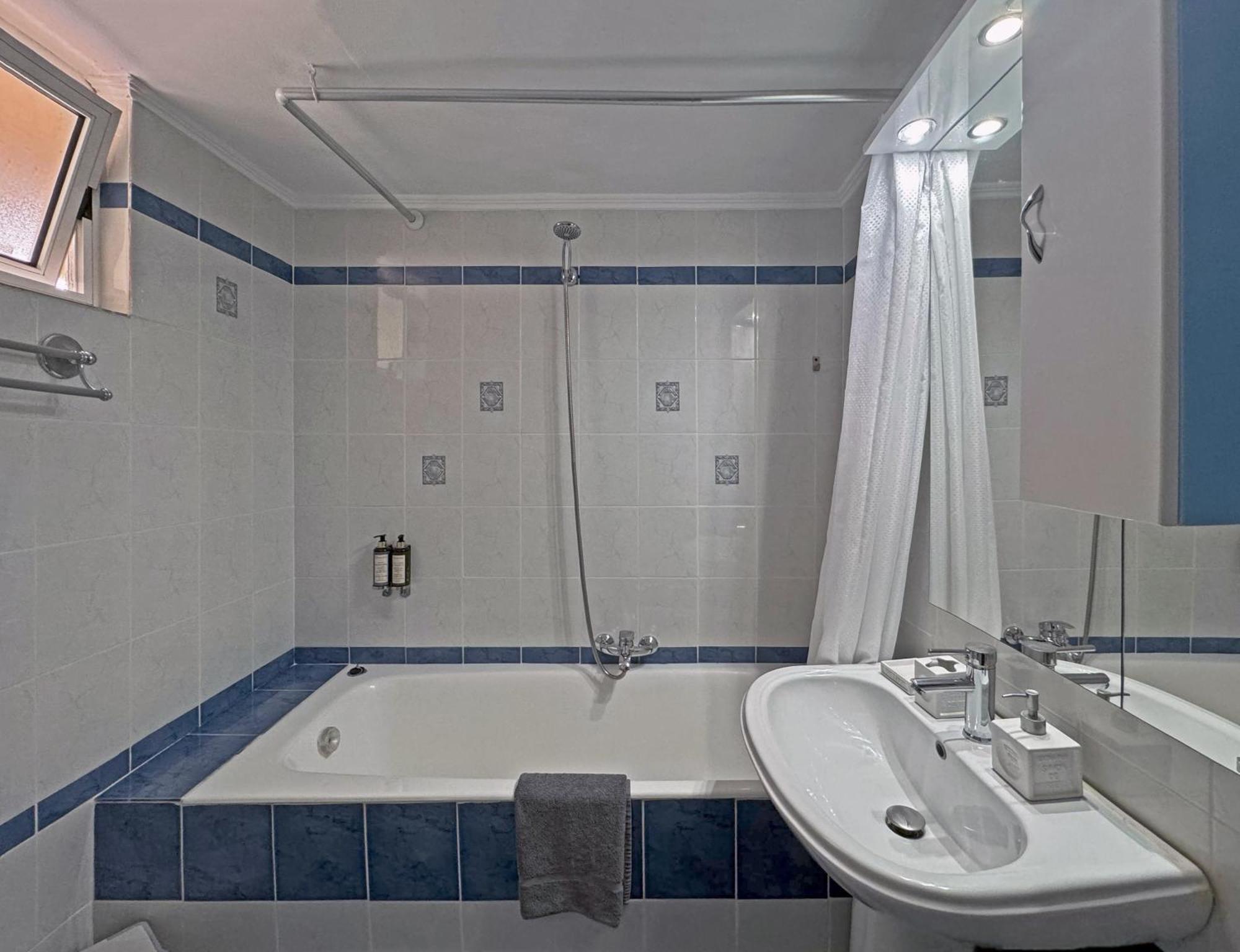 Kalimera Suite Kalamata Exteriör bild